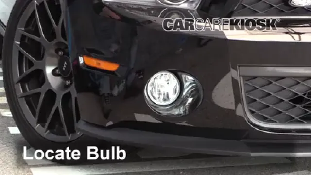2011 Ford Mustang Shelby GT500 5.4L V8 Supercharged Coupe Éclairage Feu antibrouillard (remplacer l'ampoule)